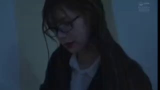 绝正OL Queena上班不穿内衣,老板要怎麽处罚呢全裸粉乳